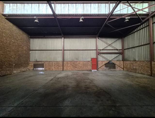300M² WAREHOUSE TO LET IN WADEVILLE